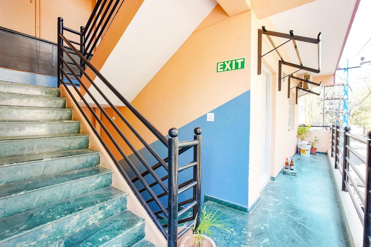 Fabexpress Manyu Inn - Nr Haralur Road Бангалор Экстерьер фото